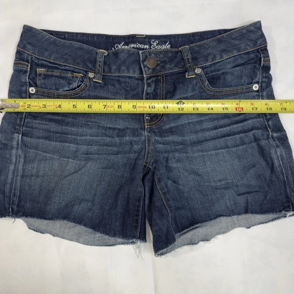 American Eagle Women 10 Stretch Midi Shorts Denim Raw Hem‎ Stretch Dark Wash Low